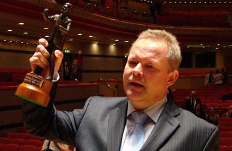 Garry Cutt with Maestro Trophy